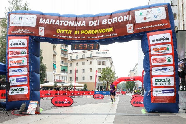 MARATONINA 2021-1303